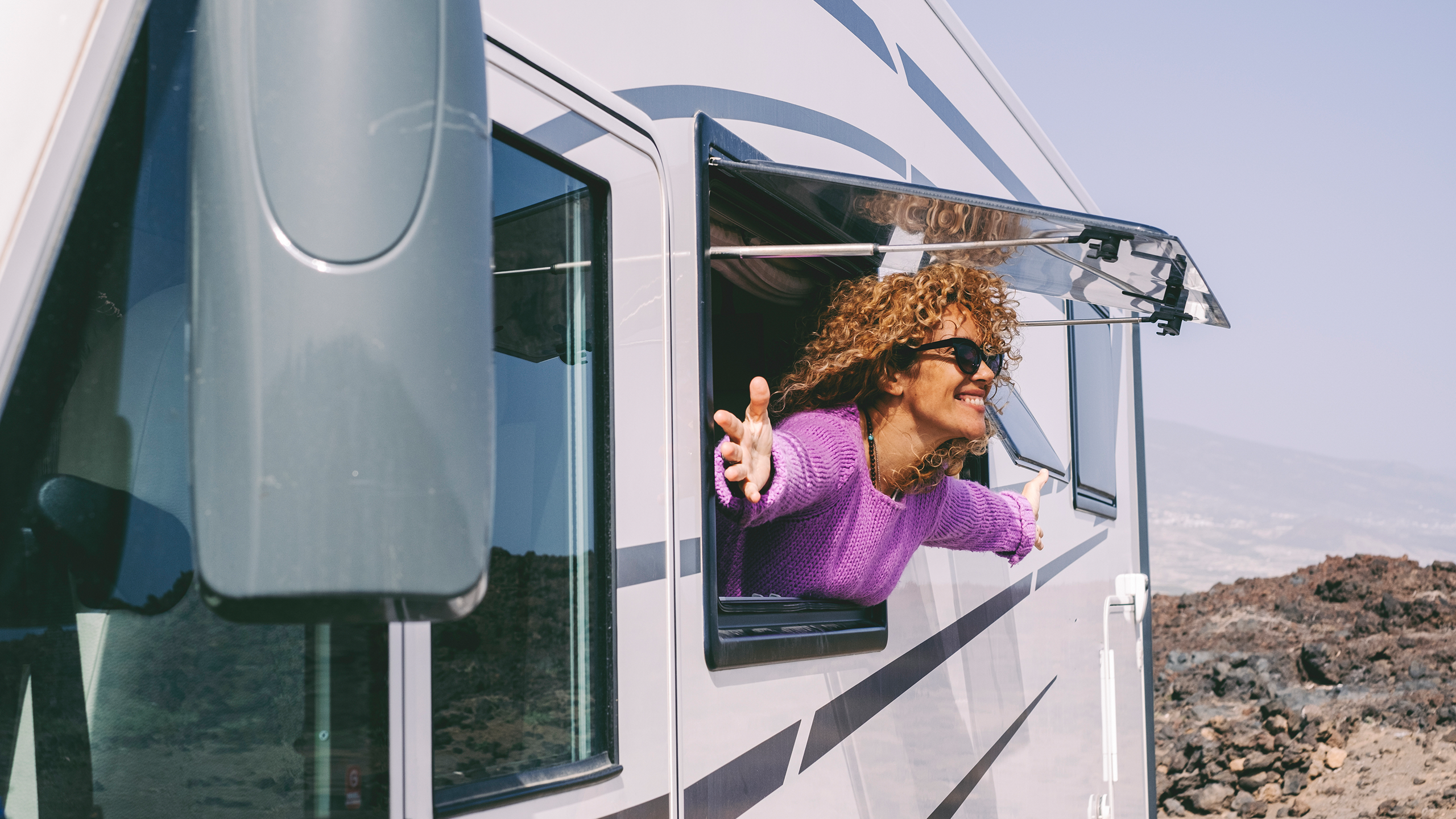 Luxury RV Kitchens Guide: Choosing the Best